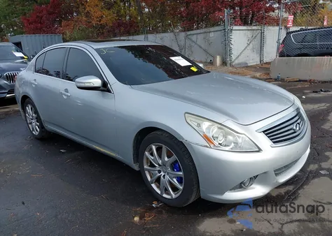 2013 Infiniti G37X из США, поврежденный, VIN JN1CV6AR1DM767615